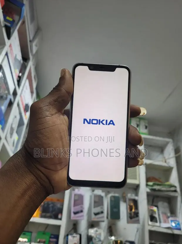 Nokia 8.1 (X7) 64 GB Silver · Photo 1