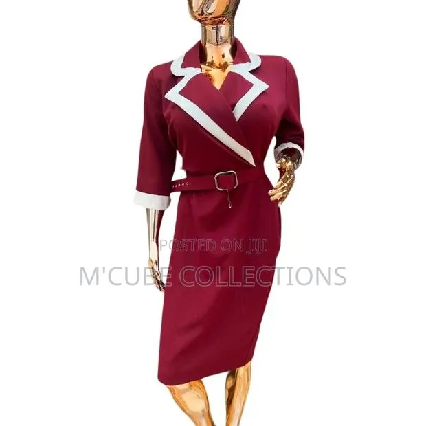 Maroon Contrast-Lapel Belted Dress · Photo 1