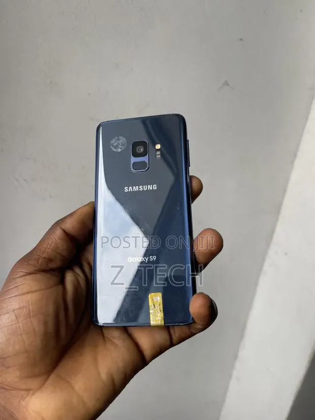 New Samsung Galaxy S9 64 GB Blue · Photo 1