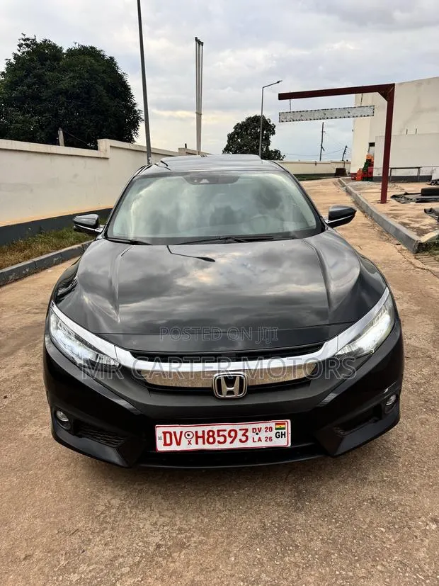 Honda Civic Touring 4dr Sedan (1.5L 4cyl) 2017 Black · Photo 1