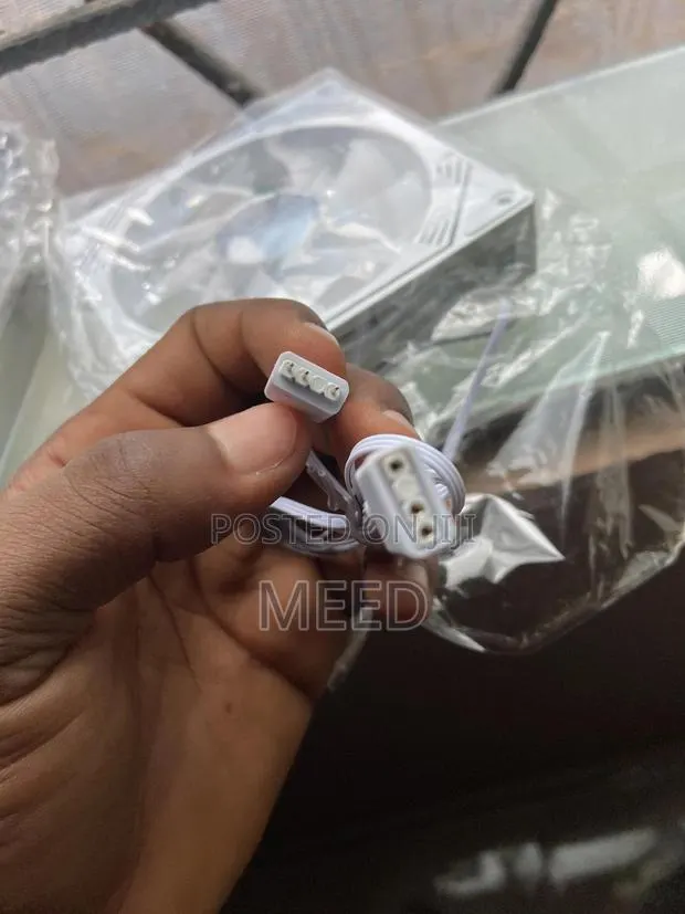 RGB Cooling Fans 4 in 1pack · Photo 4