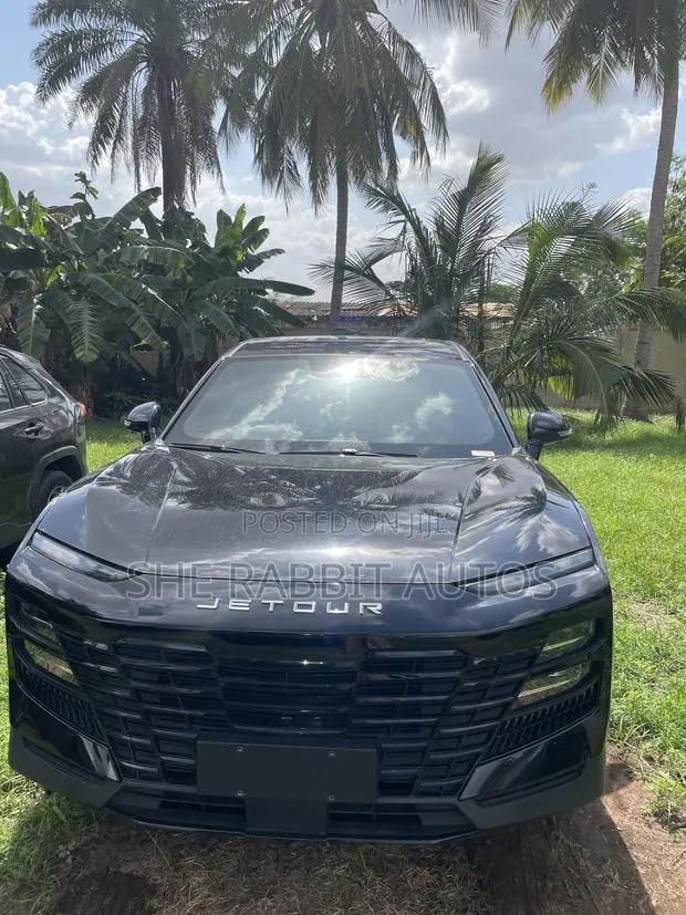 Jetour Dashing 1.5 Petrol FWD 2023 Black · Photo 1
