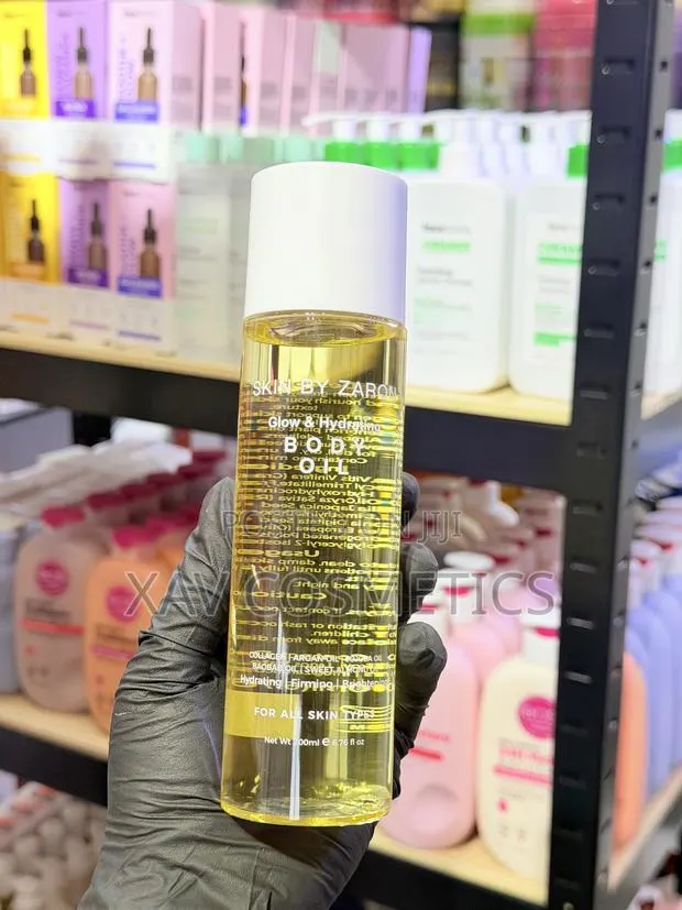 Skin by Zaron Body Oil · Photo 1