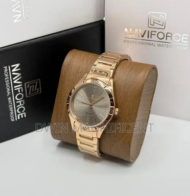 Unstoppable Naviforce Ladies Watch · Photo 1