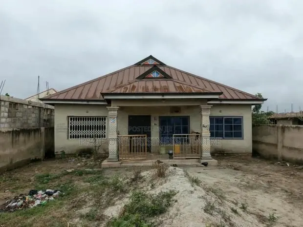 Furnished 4bdrm Apartment in Asuofua Akyiase, Kumasi Metropolitan