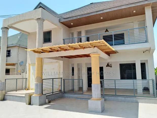 4bdrm Duplex in Community 18 Area, Spintex for rent · Photo 1