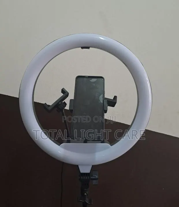 14 Inch Selfie Ring Light · Photo 1