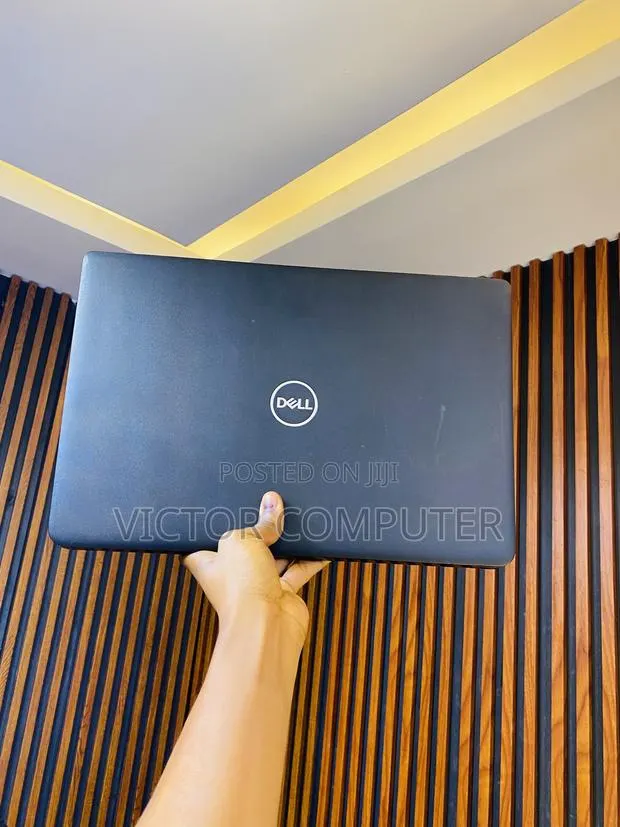 Laptop Dell Latitude 3500 8GB Intel Core i5 SSD 256GB · Photo 1