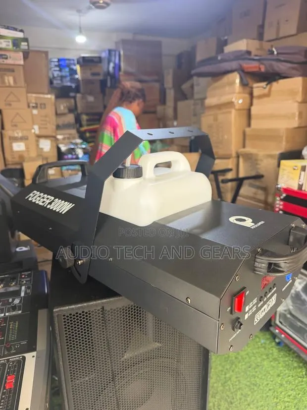 ProLumen 3000watts Fog Machine · Photo 2