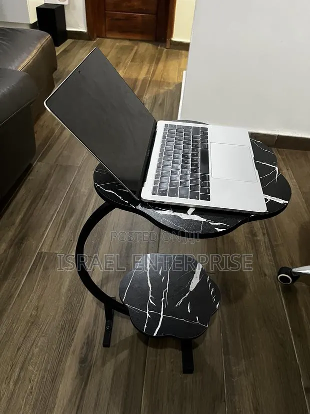Coffee Table · Photo 1
