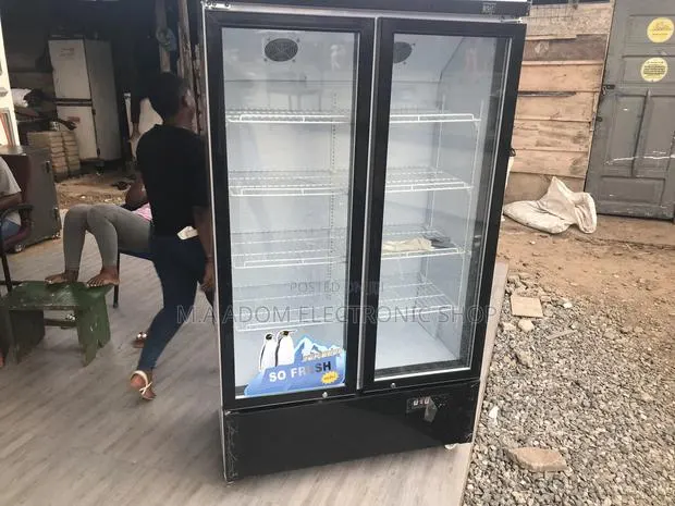 New Pearl PVC 73 568litres Display Fridge · Photo 1