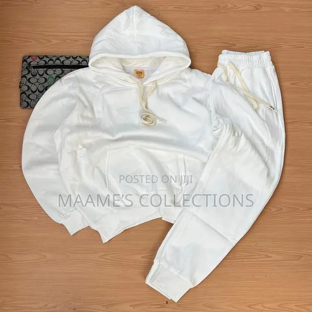 Quality Stock Hoodies Top Down · Photo 1