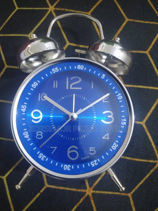 Ring Bell Alarm Clock · Photo 1