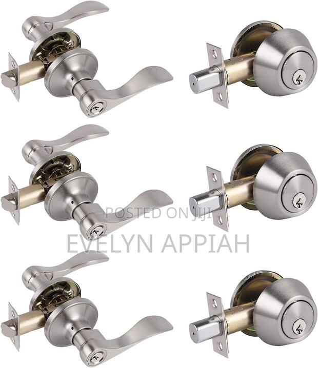 Single Cylinder Deadbolt · Photo 4