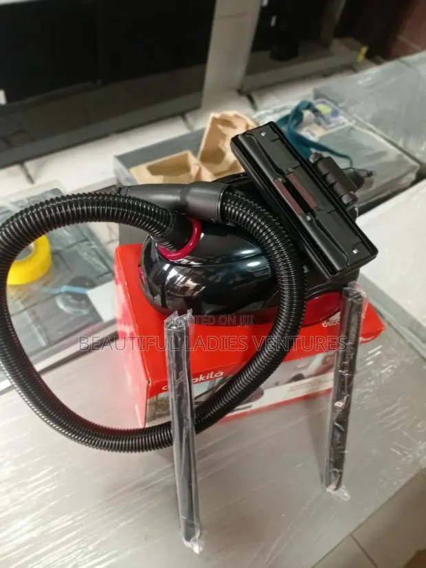 Decakila 1200w Vacuum Cleaner – Powerful Yet Compact · Photo 1