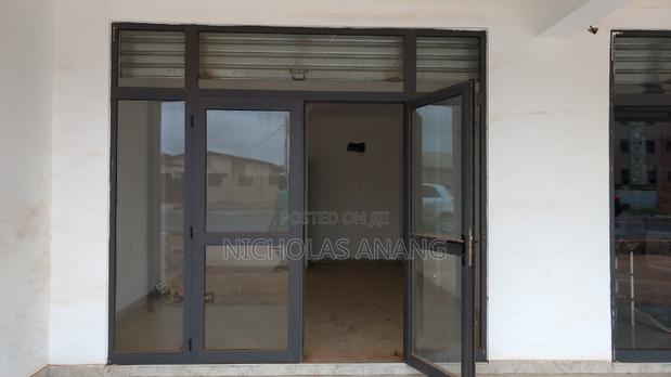 A Newly Built Shop for Rent at Teshie,On the Manet Road · Photo 1