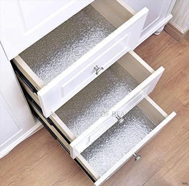 Kitchen Waterproof Fireproof Aluminum Foil Wallpaper Sticker 16.4 Feet · Photo 3