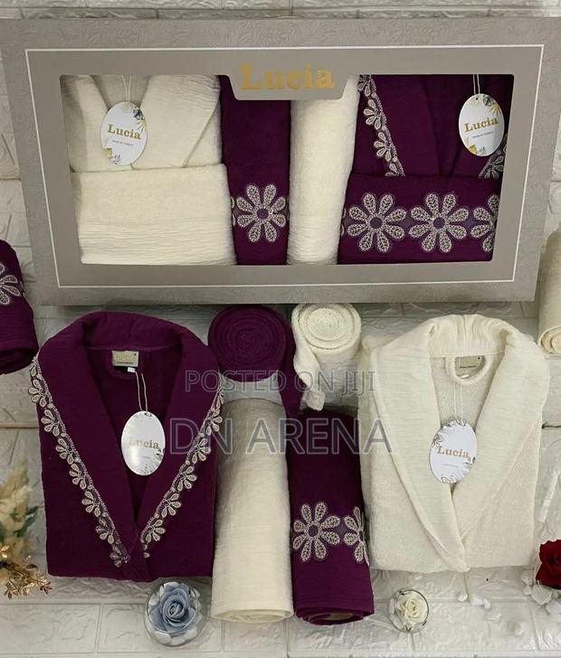 Couple Bathrobe Set2bathrobes 2large 2medium Bath Towels · Photo 2