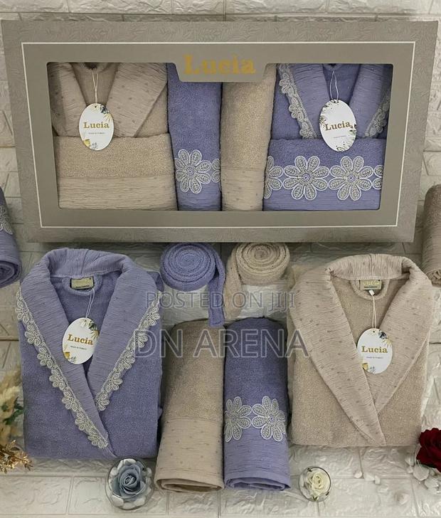 Couple Bathrobe Set2bathrobes 2large 2medium Bath Towels · Photo 3