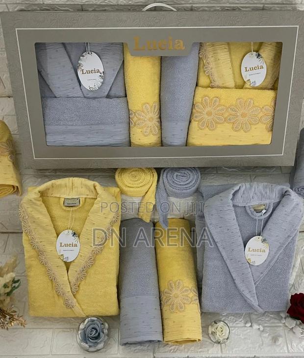 Couple Bathrobe Set2bathrobes 2large 2medium Bath Towels · Photo 6