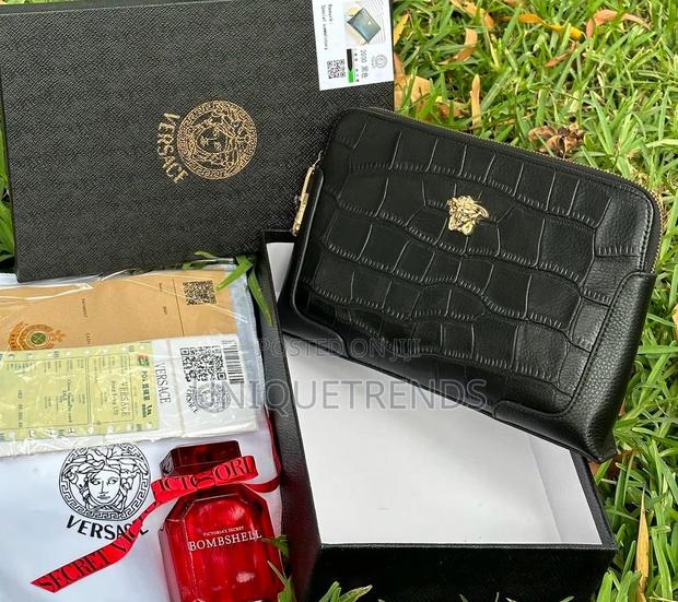 Designer Leather Pouches · Photo 5