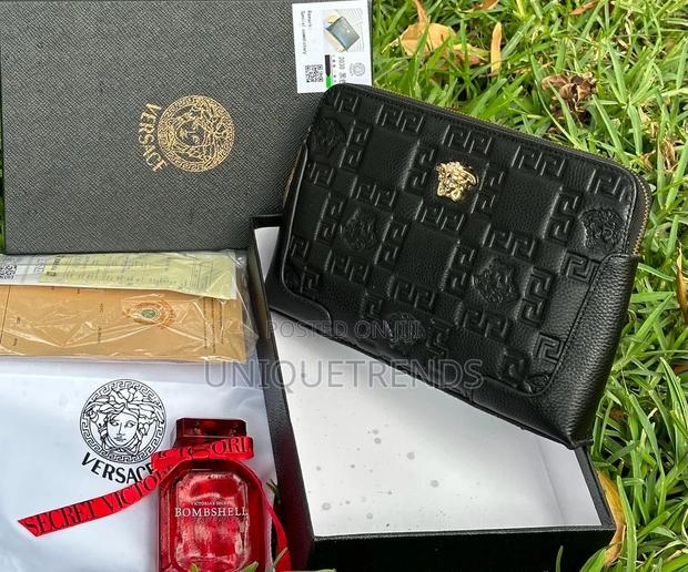 Designer Leather Pouches · Photo 4