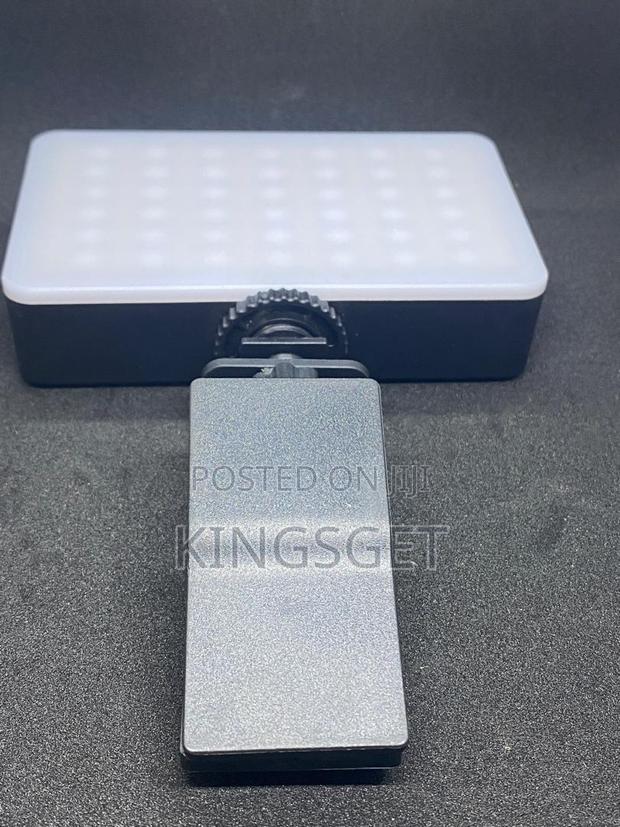 LED Portable Selfie Clip Video Light · Photo 3
