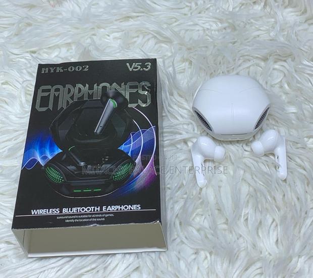 V5.3 Bluetooth Earphones · Photo 3
