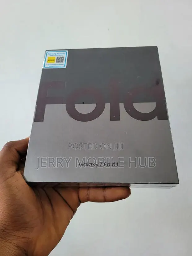 New Samsung Galaxy Z Fold4 512 GB Blue · Photo 1