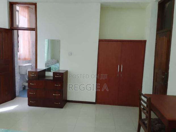 ¢250 a Day 2-Bed Fully Furnished Flat. Short/Long Stay (Ohf) · Photo 6
