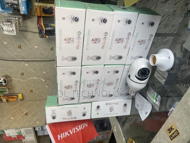 Wireless PTZ Bulb Camera 360 Easy to Connect YI Iot App · Photo 2