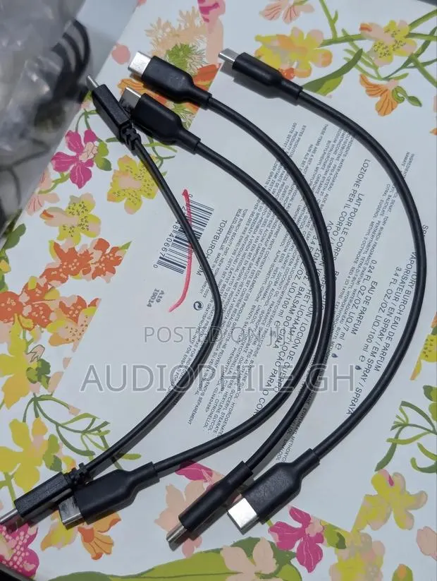 High Quality Short Usb C to Usb Charging Cable · Photo 1