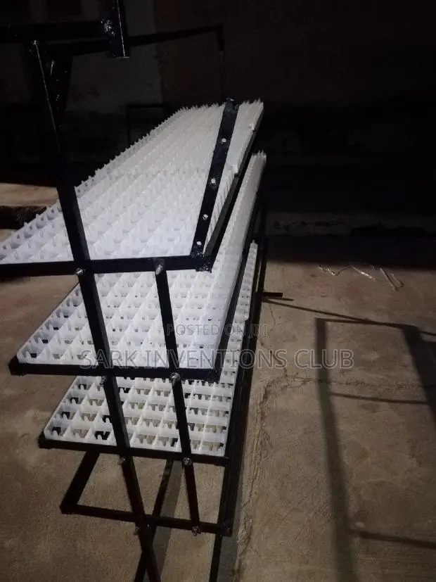 Incubator Egg Turner · Photo 1