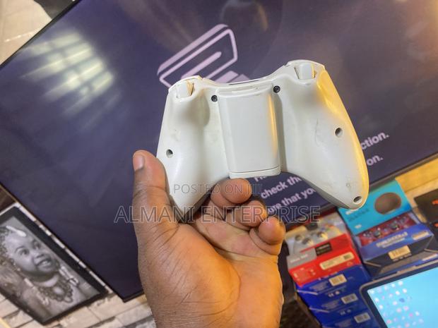 Xbox 360 Wireless Controller · Photo 2