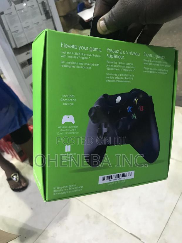 Brand New Xbox One S and X Controller · Photo 6