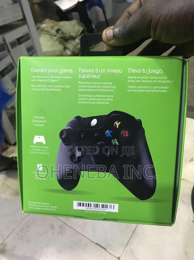 Brand New Xbox One S and X Controller · Photo 5