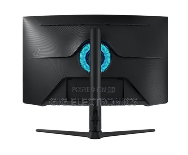 Samsung Odyssey G6 32 Curved QHD 240hz Monitor With Speaker · Photo 2