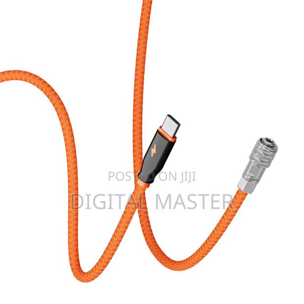 USB-C to BMPCC Power Cable · Photo 4