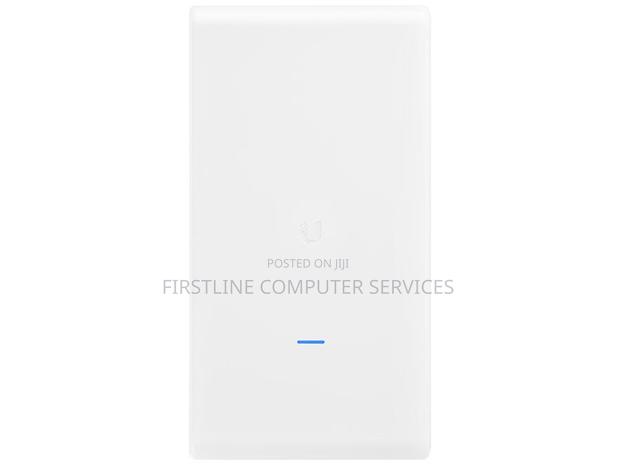 Ubiquiti Unifi AC Outdoor · Photo 1