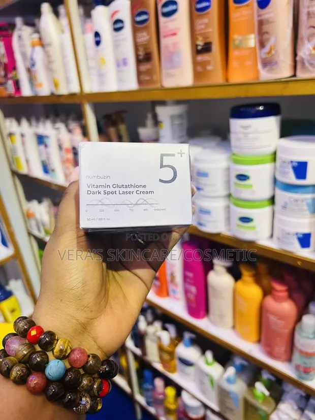 Numbuzim Vitamin Glutathione Dark Spots Laser Cream · Photo 1