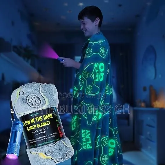 Glow in the Dark Gamer Blanket · Photo 1