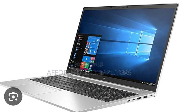 New Laptop HP EliteBook 830 G8 16GB Intel Core i7 SSD 512GB · Photo 4