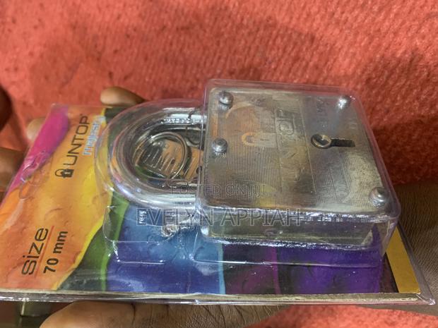 Untop Majesty 70mm Padlock · Photo 3
