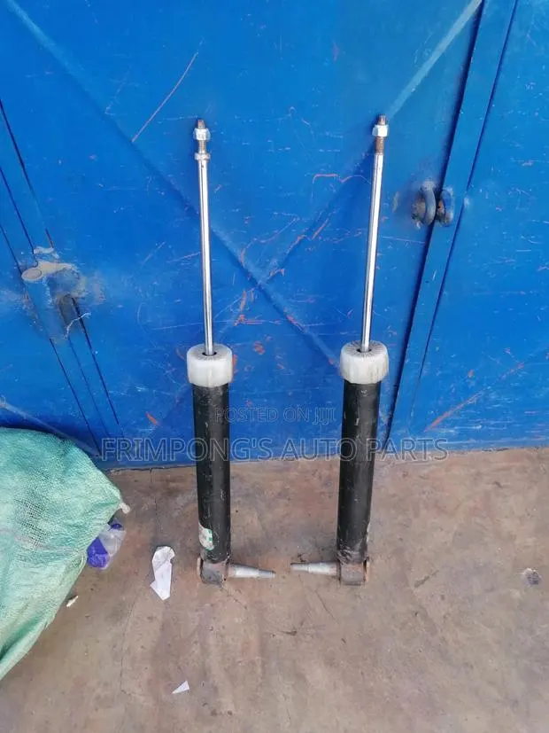 Ford Explorer 2022 Back Shocks Absorbers · Photo 1