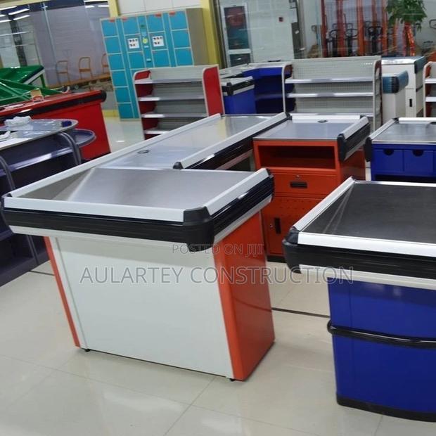 Cashier Desk / Checkout Counter · Photo 6