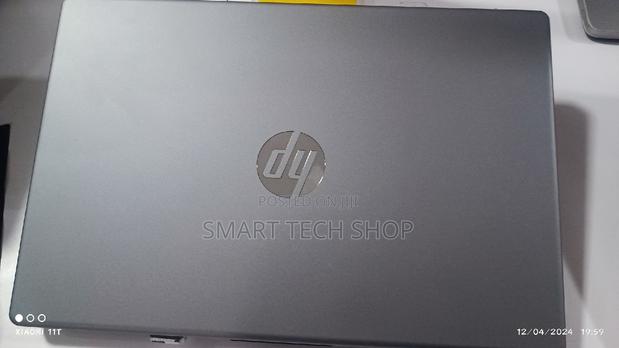 New Laptop HP 250 G10 8GB Intel Core I3 SSD 512GB · Photo 5