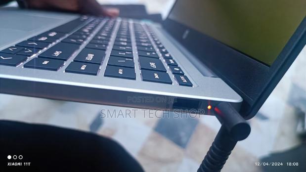 New Laptop HP 250 G10 8GB Intel Core I3 SSD 512GB · Photo 6