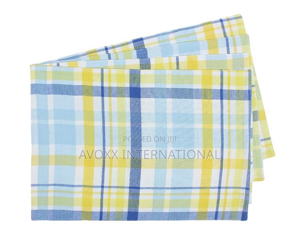 Homewear Table Runner Set of 4 Lemon Napkins Bundle 13"X19 · Photo 1