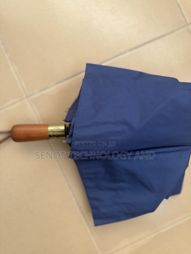 Foldable Umbrella · Photo 1