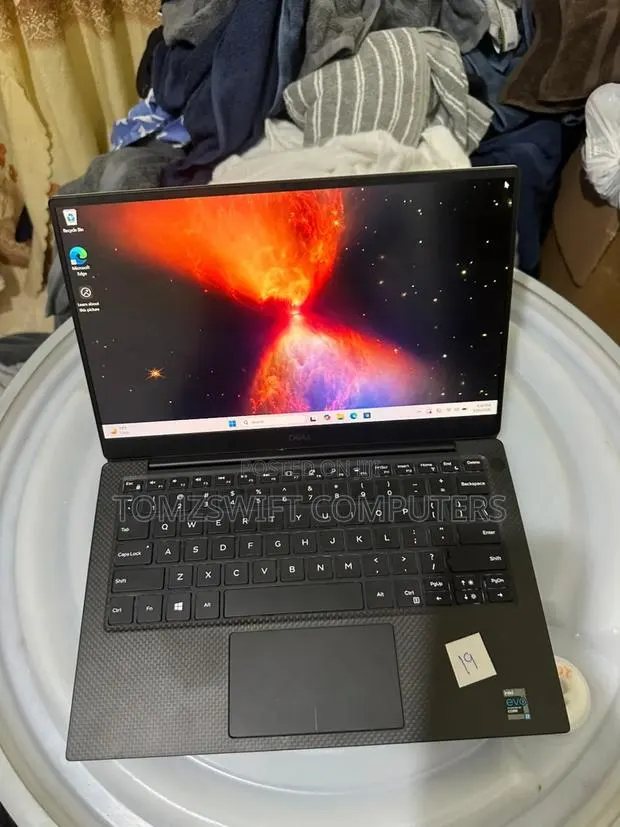 Laptop Dell XPS 13 16GB Intel Core i7 SSD 512GB · Photo 1